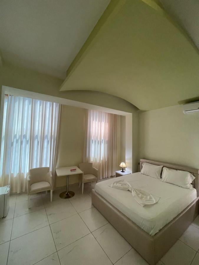 Grand Hotel Gjyshi Qerrexhias Exterior foto